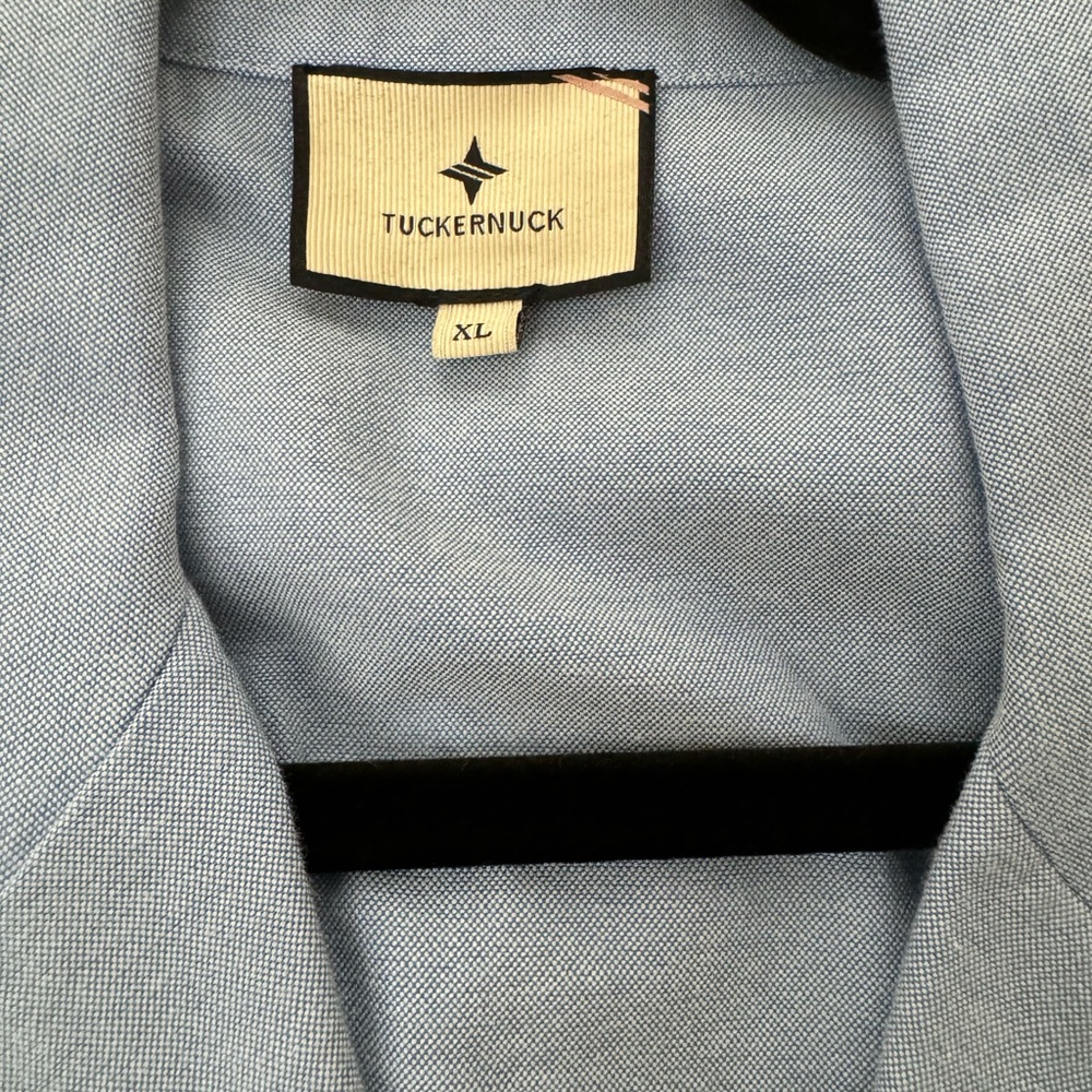 Tuckernuck women’s dress!  Sleeveless with a ruffle trim at the waist.